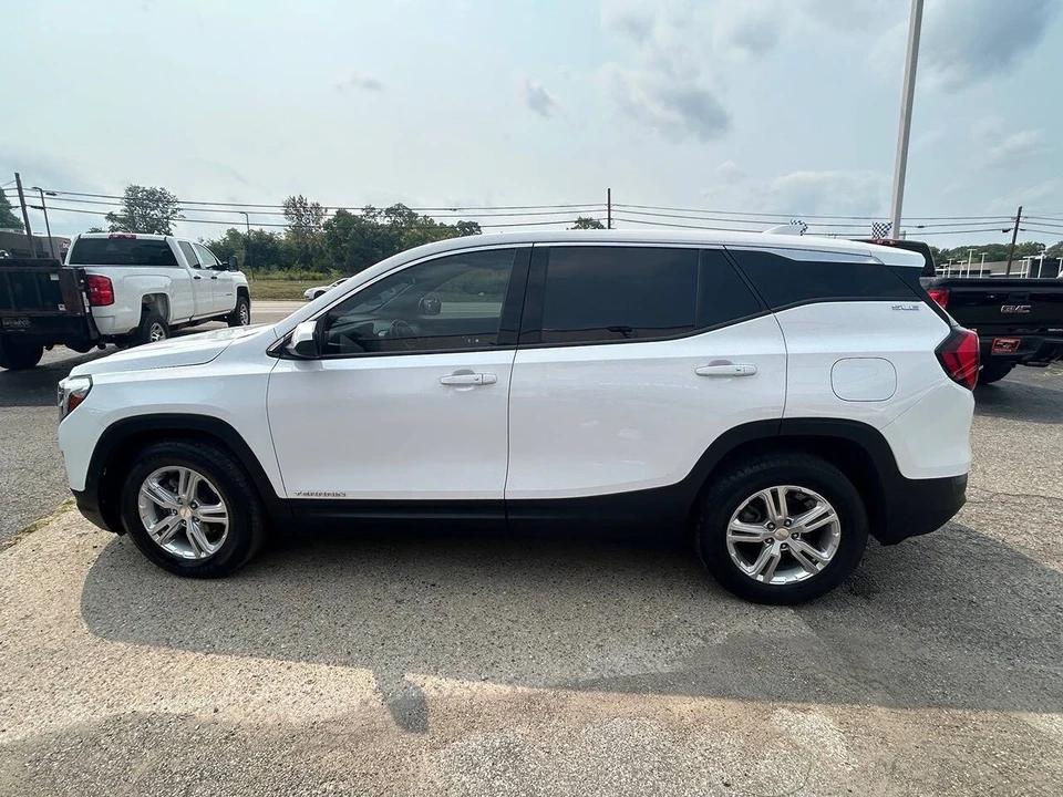 2019 GMC Terrain - Image 8 of 12