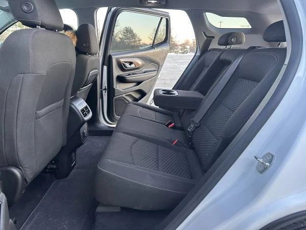 2019 GMC Terrain - Image 9 of 21