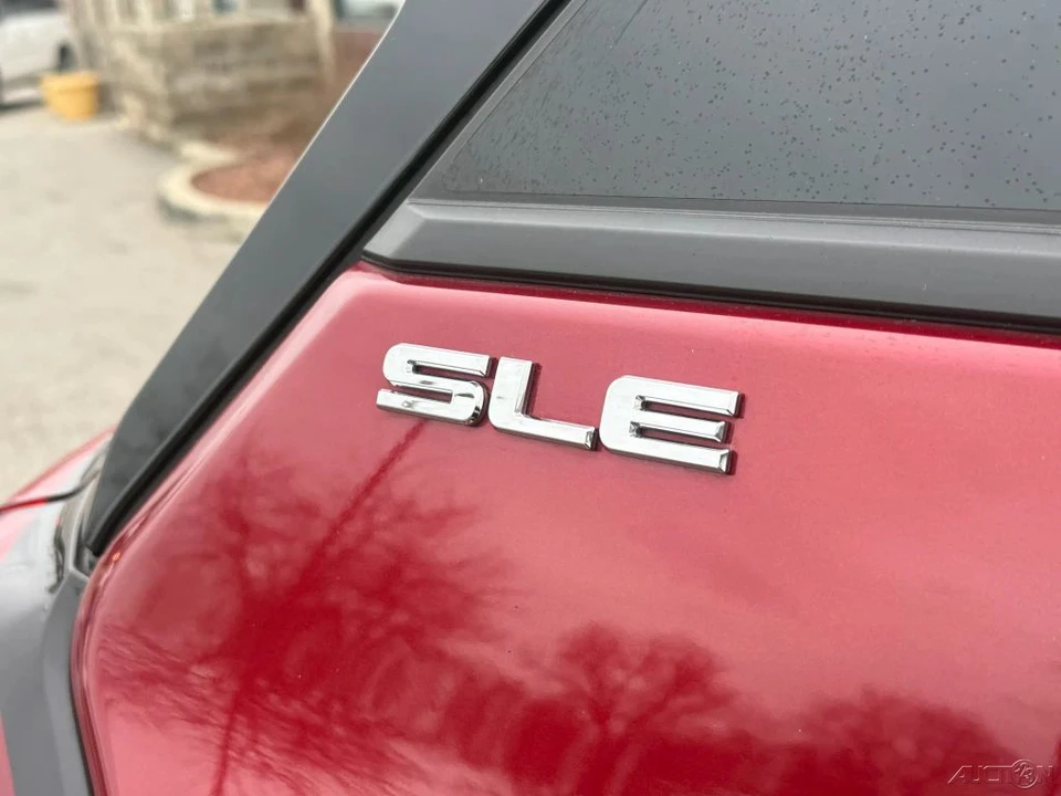 2019 GMC Terrain - Image 9 of 12