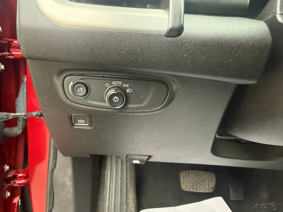 2019 GMC Terrain - Image 17 of 21