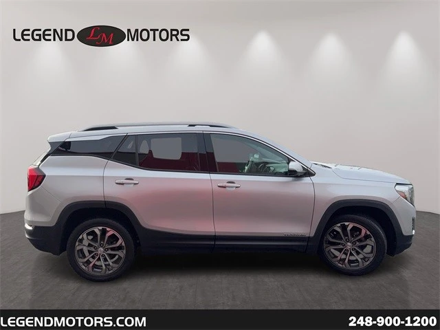 2019 GMC Terrain - Image 9 of 21