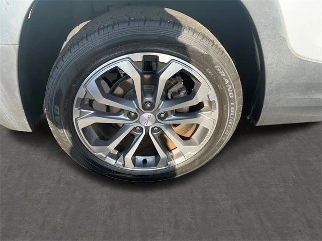 2019 GMC Terrain - Image 9 of 12