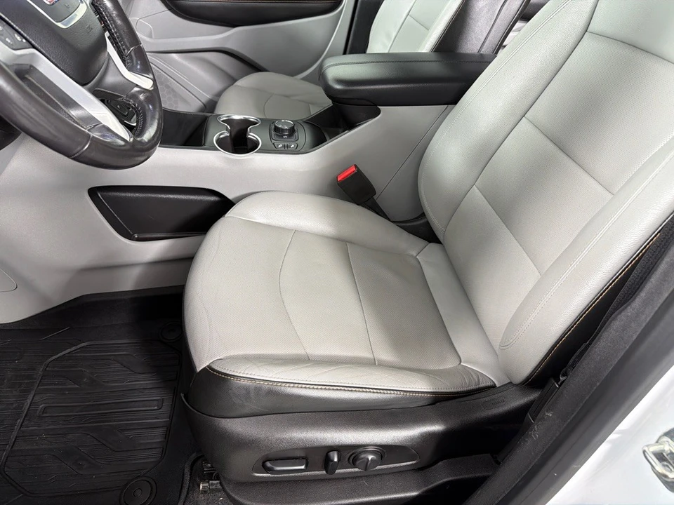 2019 GMC Terrain - Image 10 of 21