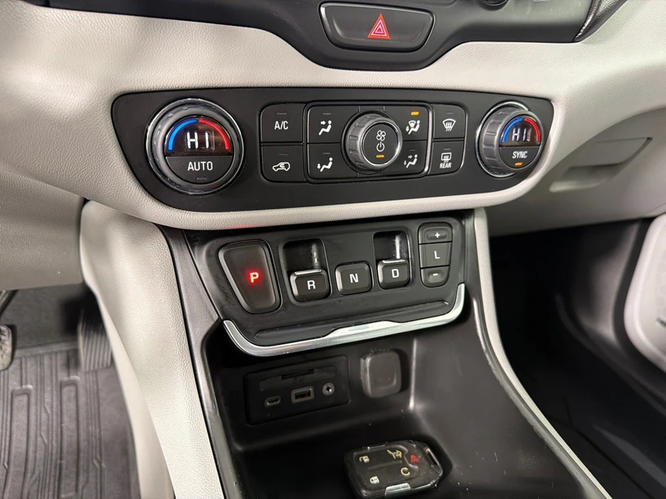 2019 GMC Terrain - Image 16 of 21