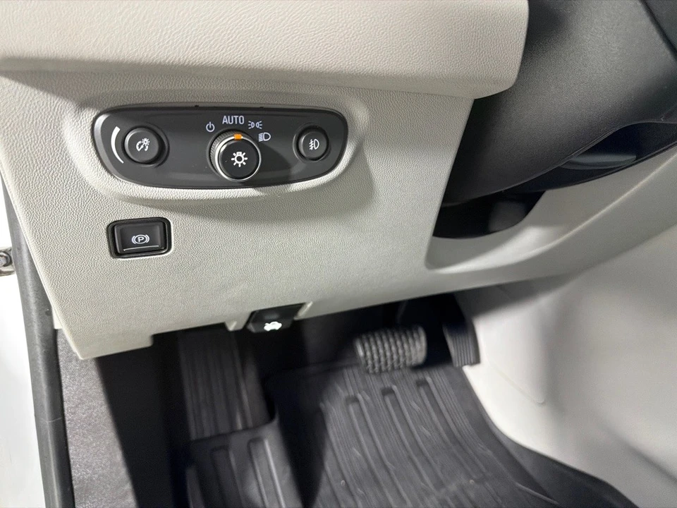 2019 GMC Terrain - Image 12 of 21