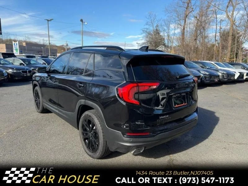 2019 GMC Terrain - Image 8 of 9
