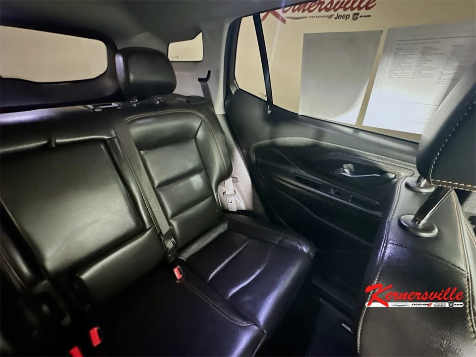 2019 GMC Terrain - Image 14 of 21