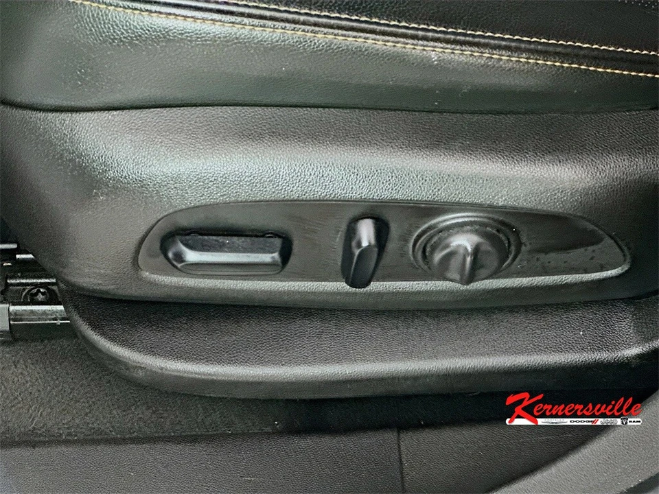 2019 GMC Terrain - Image 20 of 21