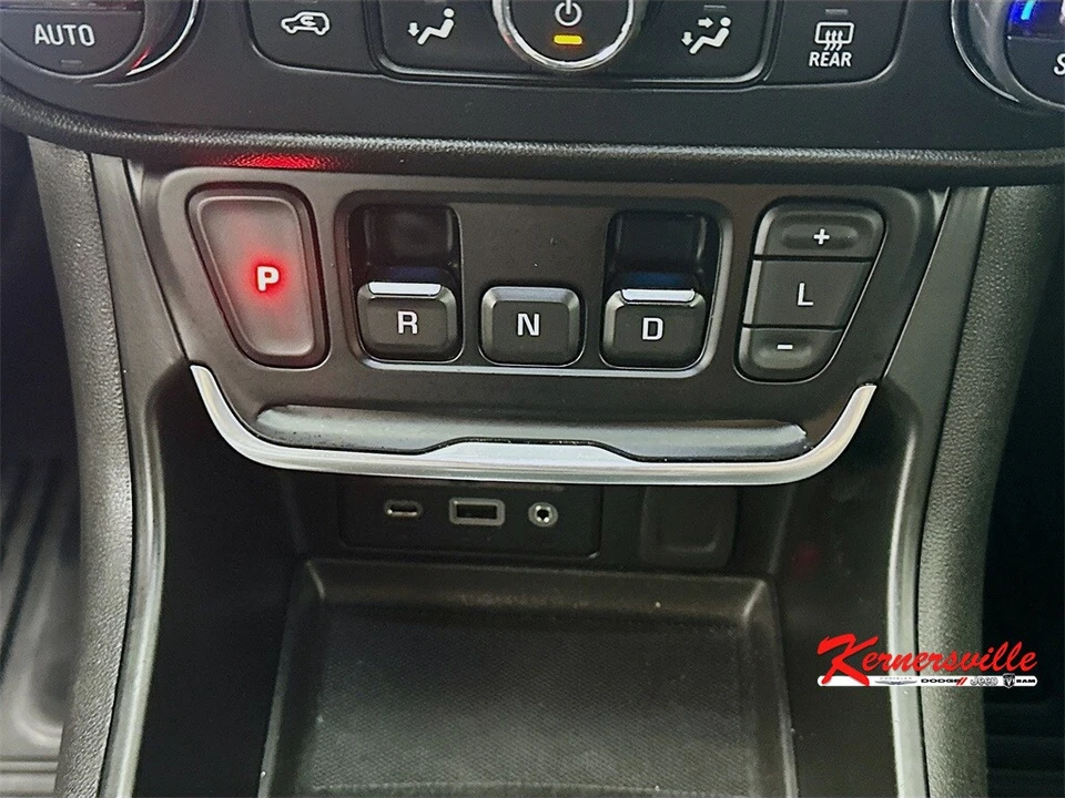 2019 GMC Terrain - Image 16 of 21