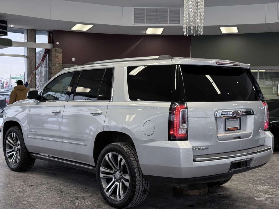 2019 GMC Yukon 4th Gen - Image 9 of 21