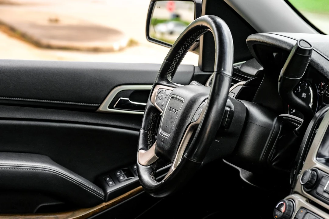 2019 GMC Yukon 4th Gen - Image 16 of 21