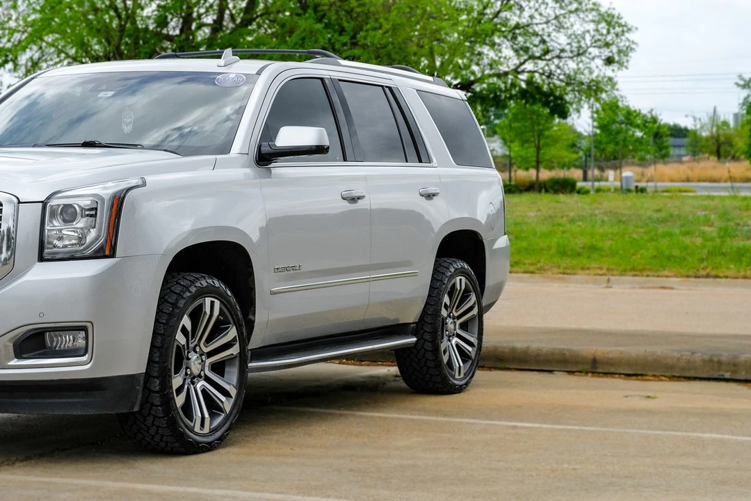 2019 GMC Yukon 4th Gen - Image 7 of 21