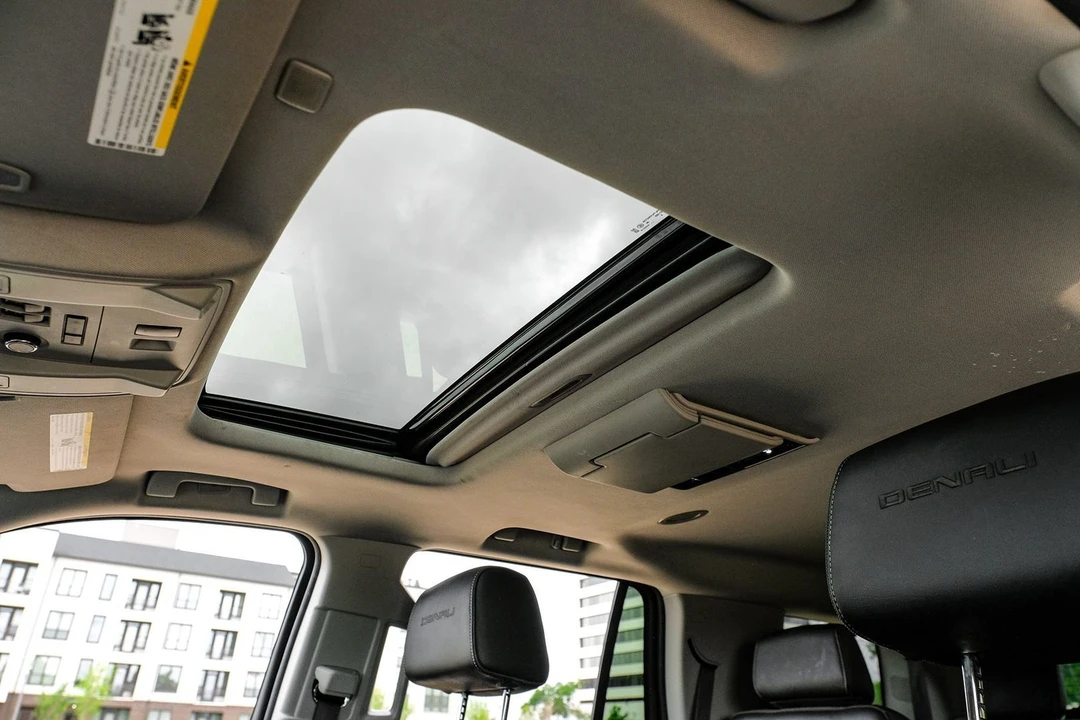 2019 GMC Yukon 4th Gen - Image 5 of 21