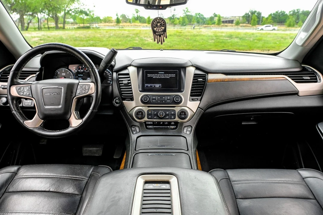 2019 GMC Yukon 4th Gen - Image 17 of 21