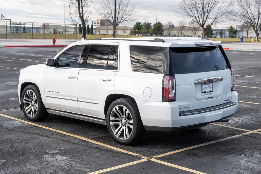 2019 GMC Yukon 4th Gen - Image 14 of 31