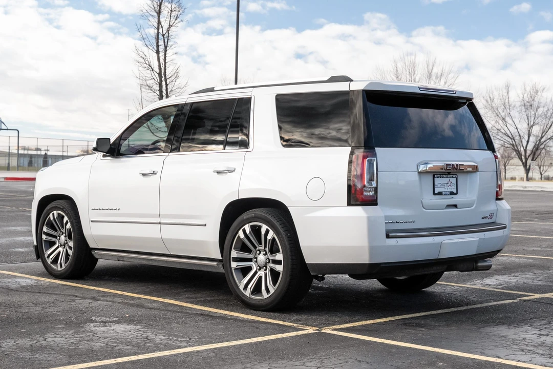 2019 GMC Yukon 4th Gen - Image 15 of 31