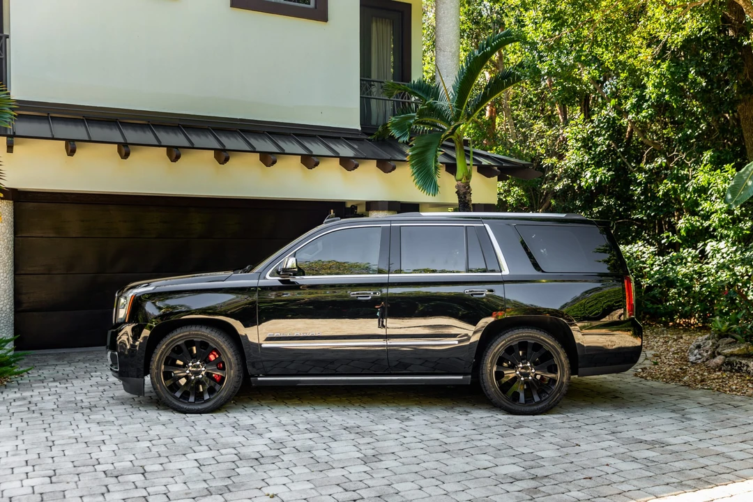 2019 GMC Yukon 4th Gen - Image 4 of 31