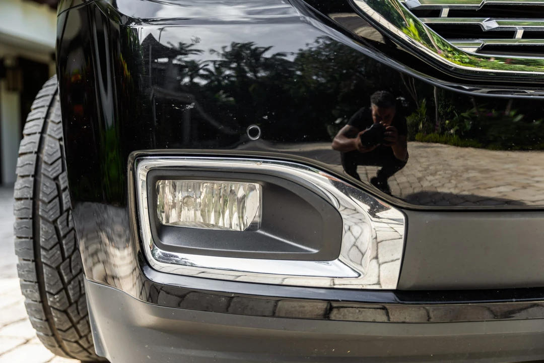 2019 GMC Yukon 4th Gen - Image 16 of 31