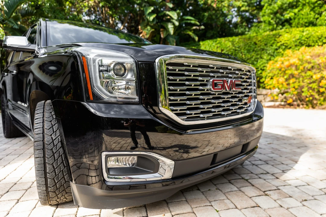 2019 GMC Yukon 4th Gen - Image 11 of 31