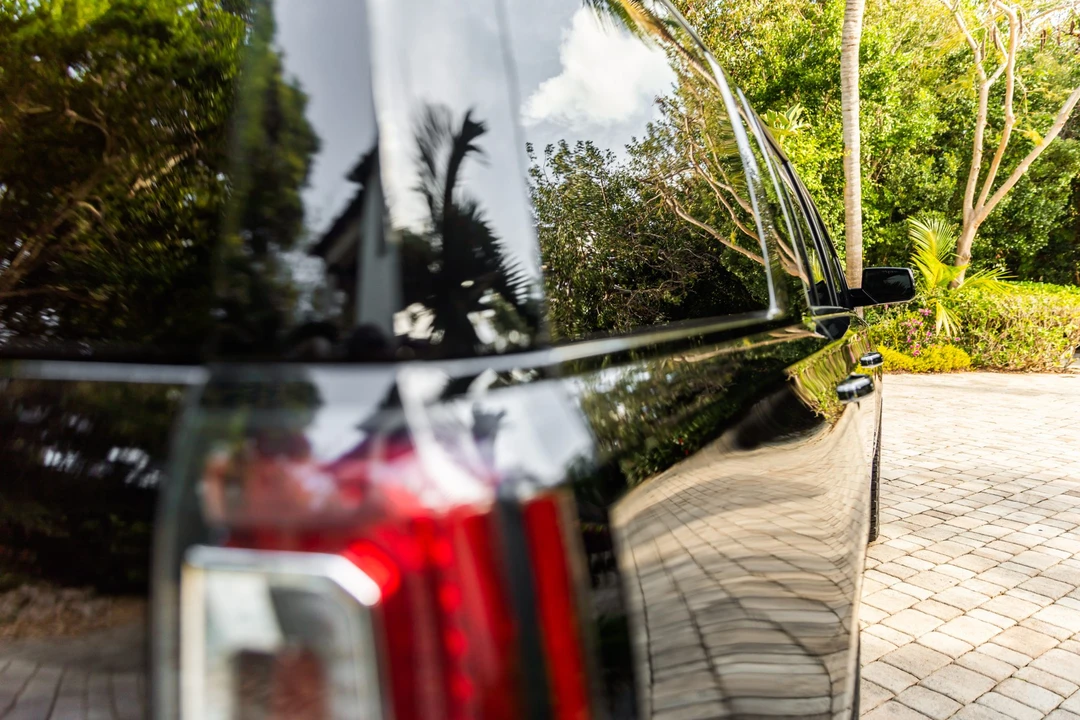 2019 GMC Yukon 4th Gen - Image 23 of 31