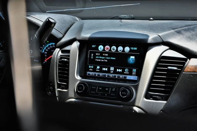2019 GMC Yukon 4th Gen - Image 14 of 21