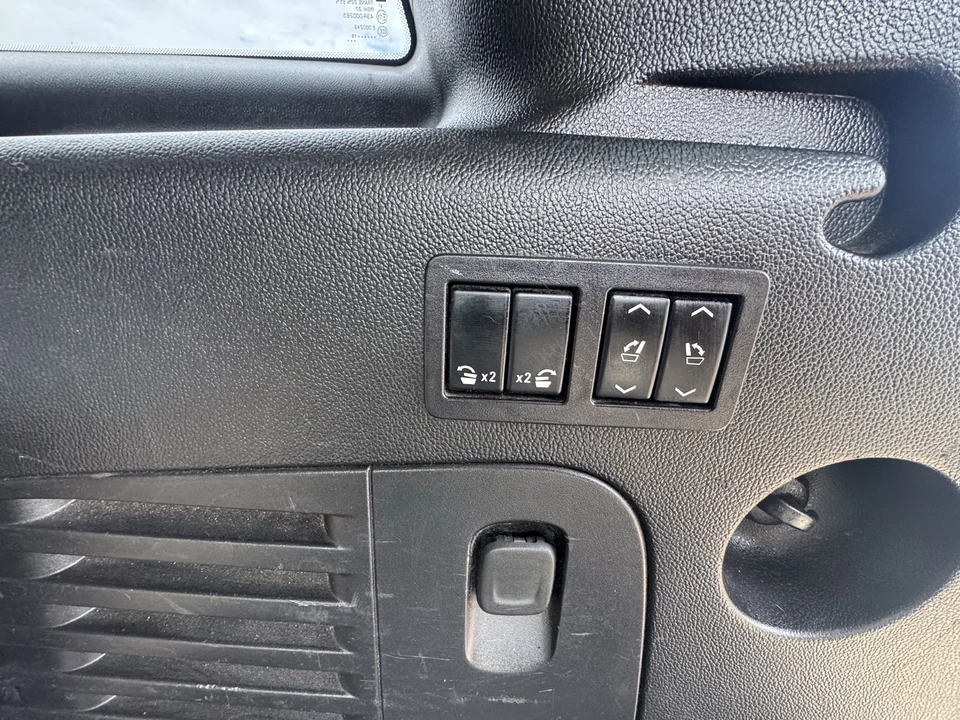 2019 GMC Yukon 4th Gen - Image 13 of 18