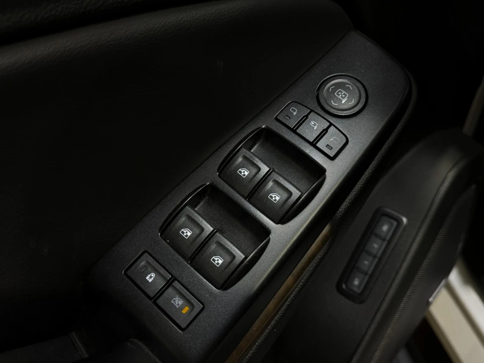 2019 GMC Yukon 5th Gen - Image 4 of 12