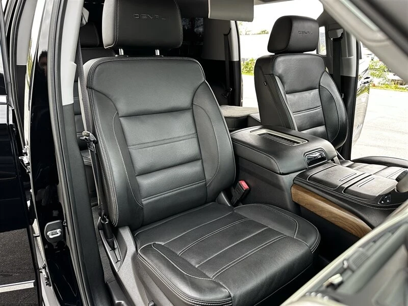 2019 GMC Yukon 4th Gen - Image 19 of 21