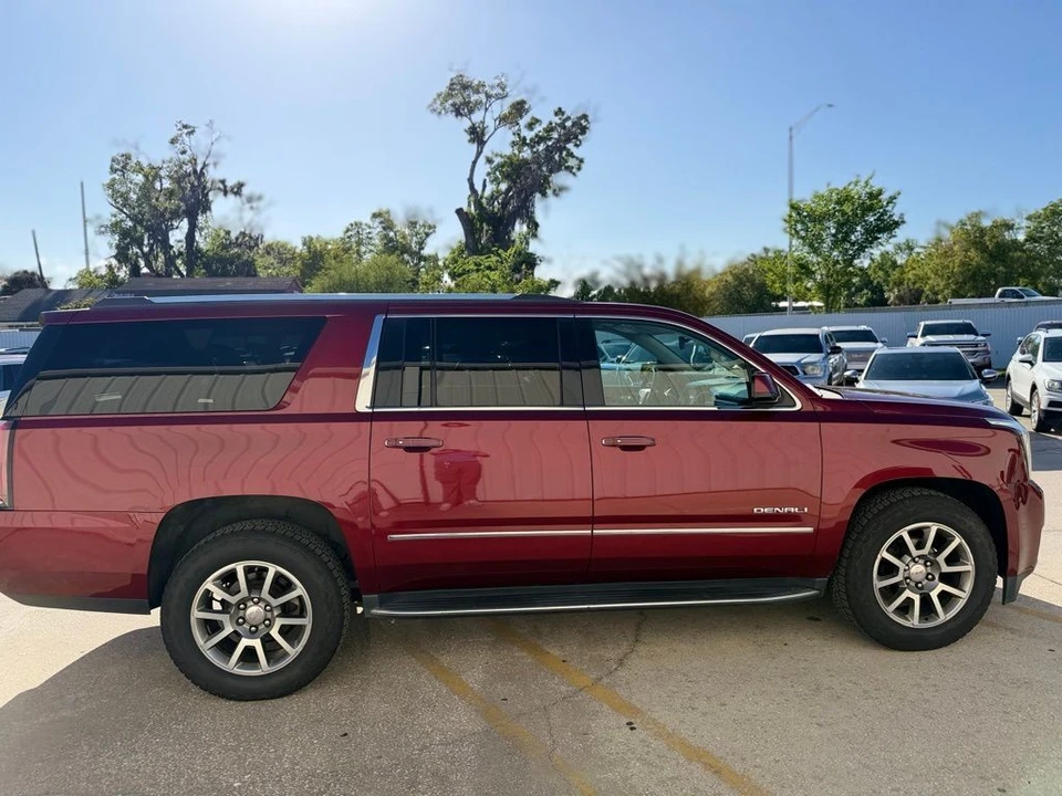 2019 GMC Yukon 4th Gen - Image 6 of 21