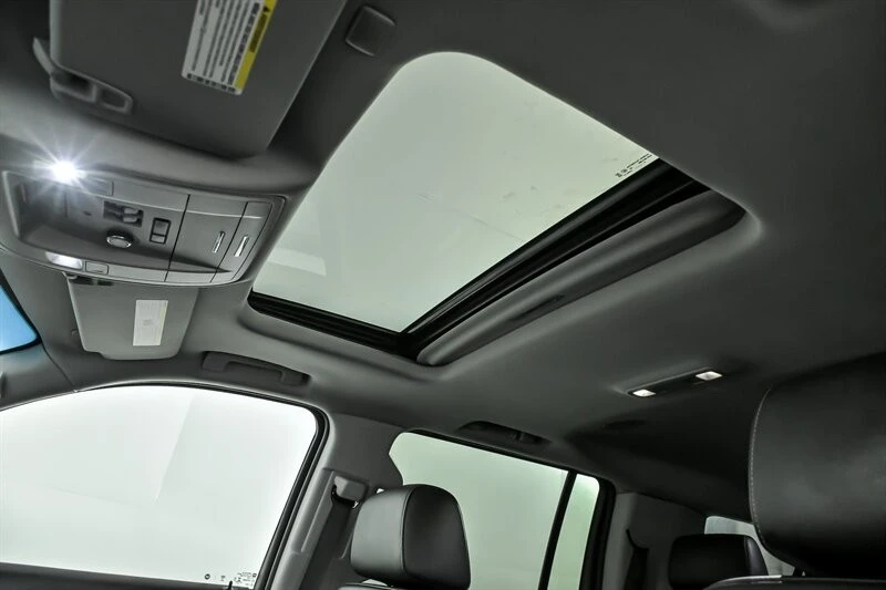 2019 GMC Yukon 4th Gen - Image 20 of 21