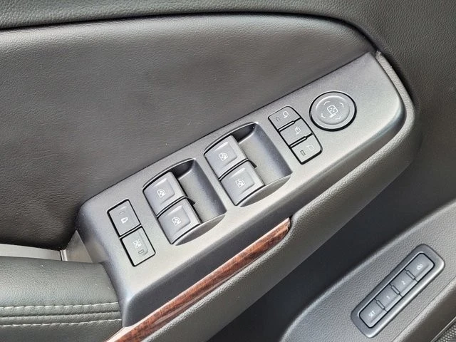 2019 GMC Yukon 4th Gen - Image 18 of 21