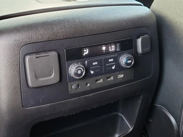 2019 GMC Yukon 4th Gen - Image 16 of 21