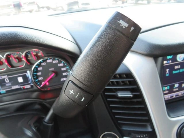 2019 GMC Yukon 5th Gen - Image 19 of 21
