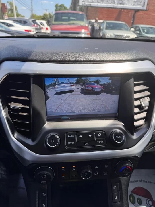 2019 GMC Acadia - Image 16 of 19