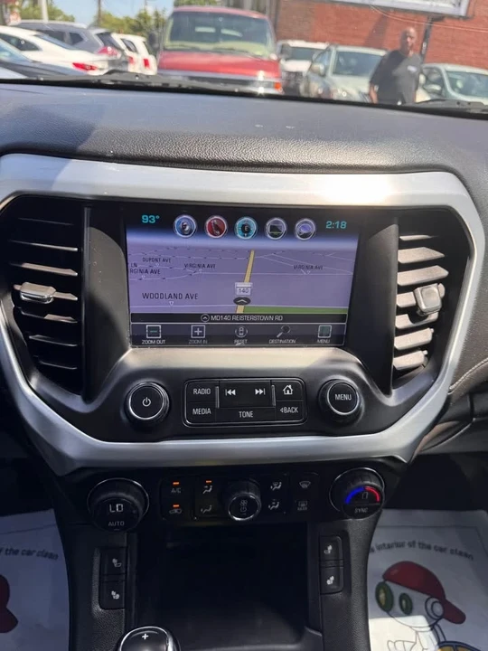 2019 GMC Acadia - Image 17 of 19