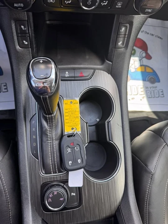 2019 GMC Acadia - Image 12 of 19