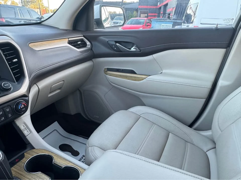 2019 GMC Acadia - Image 13 of 20