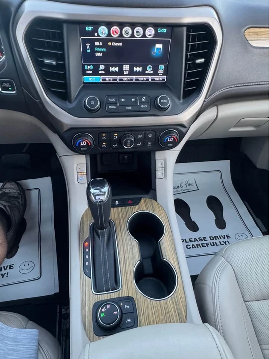 2019 GMC Acadia - Image 12 of 20