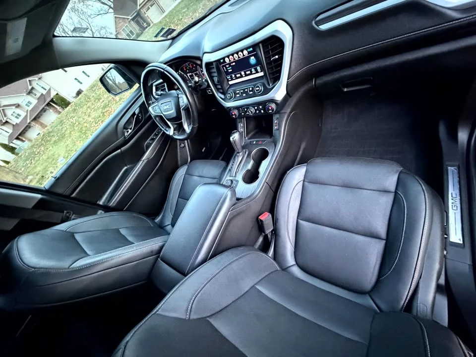 2019 GMC Acadia - Image 17 of 18