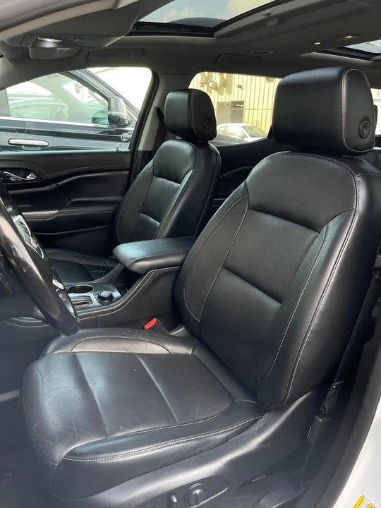 2019 GMC Acadia - Image 9 of 20