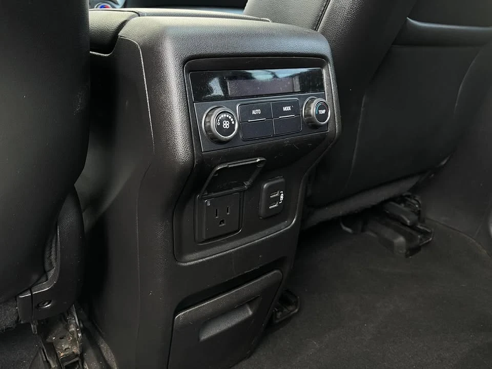 2019 GMC Acadia - Image 10 of 20