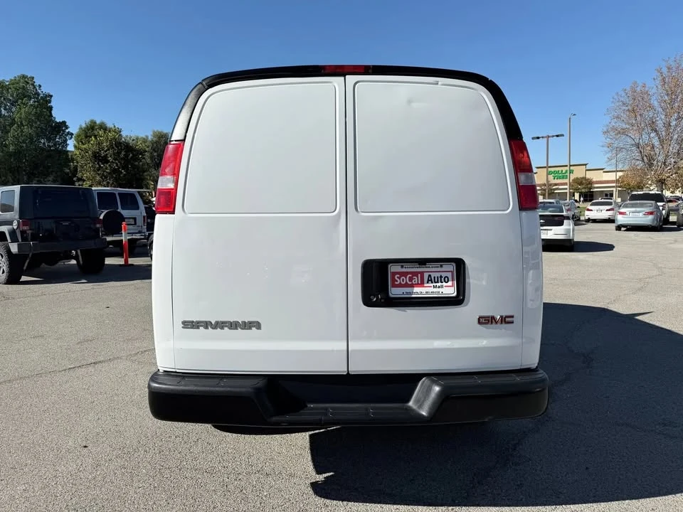 2019 GMC Savana - Image 4 of 20
