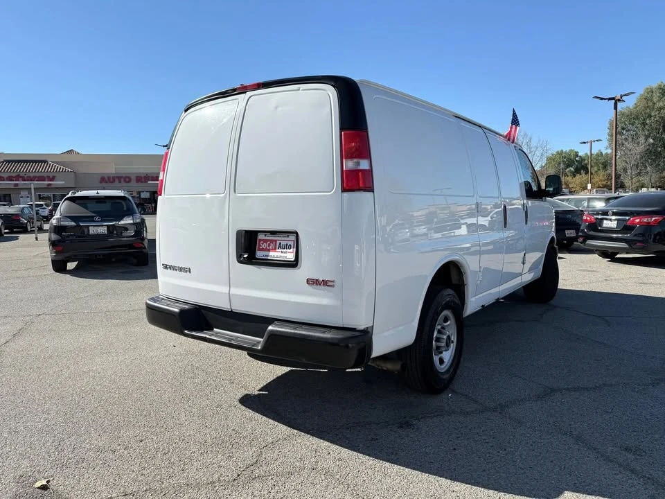 2019 GMC Savana - Image 3 of 20