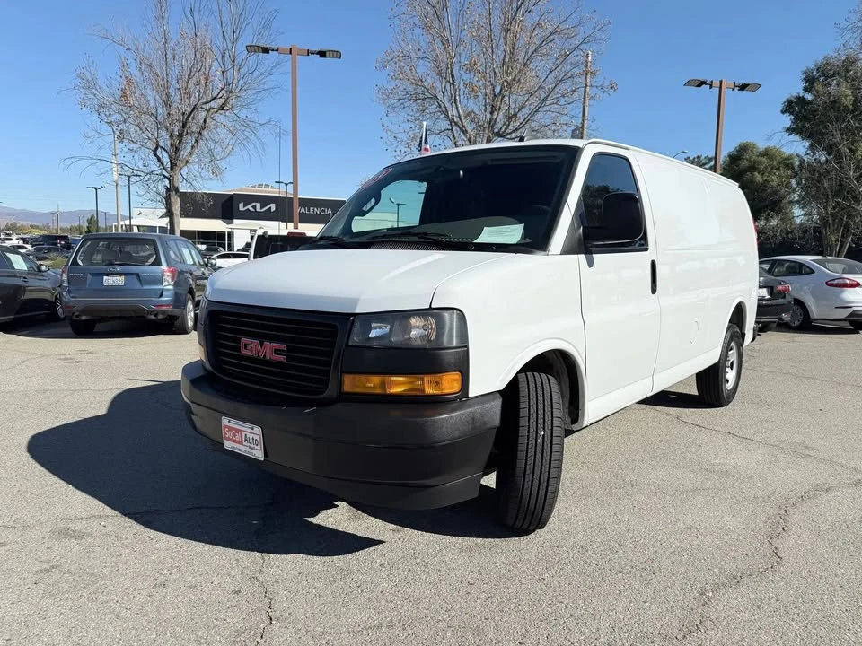 2019 GMC Savana - Image 7 of 20
