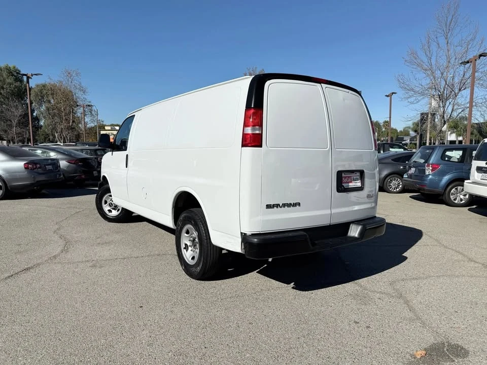 2019 GMC Savana - Image 5 of 20