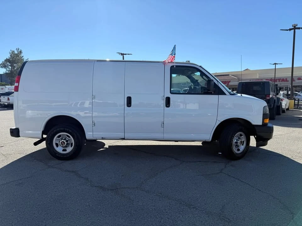 2019 GMC Savana - Image 2 of 20