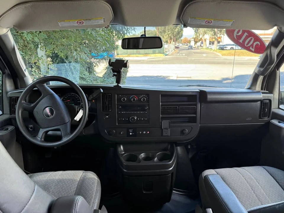 2019 GMC Savana - Image 12 of 20