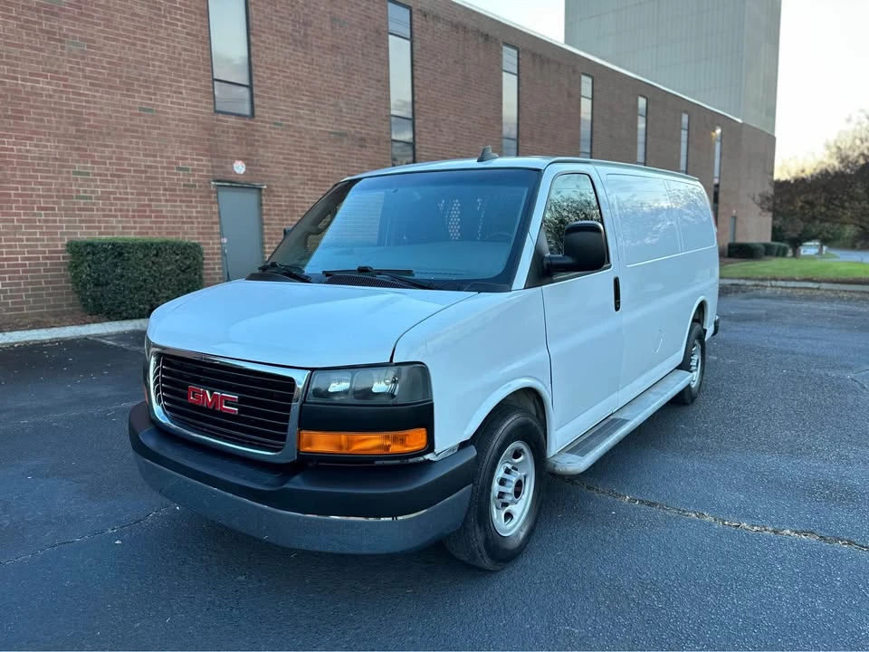 2019 GMC Savana - Image 5 of 17