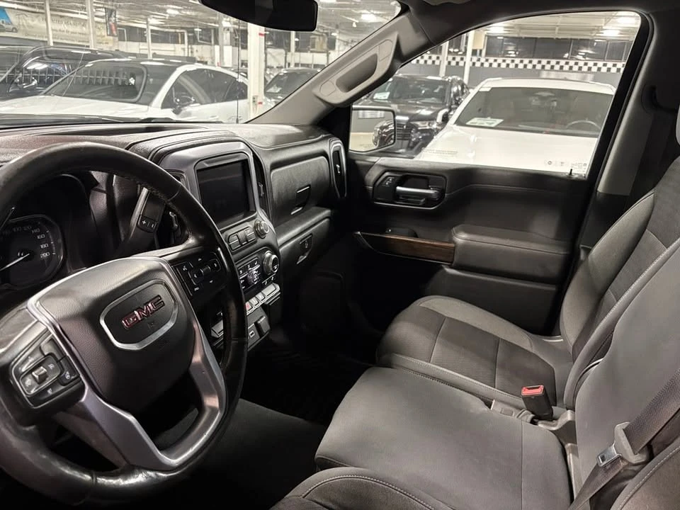 2019 GMC Sierra - Image 8 of 19