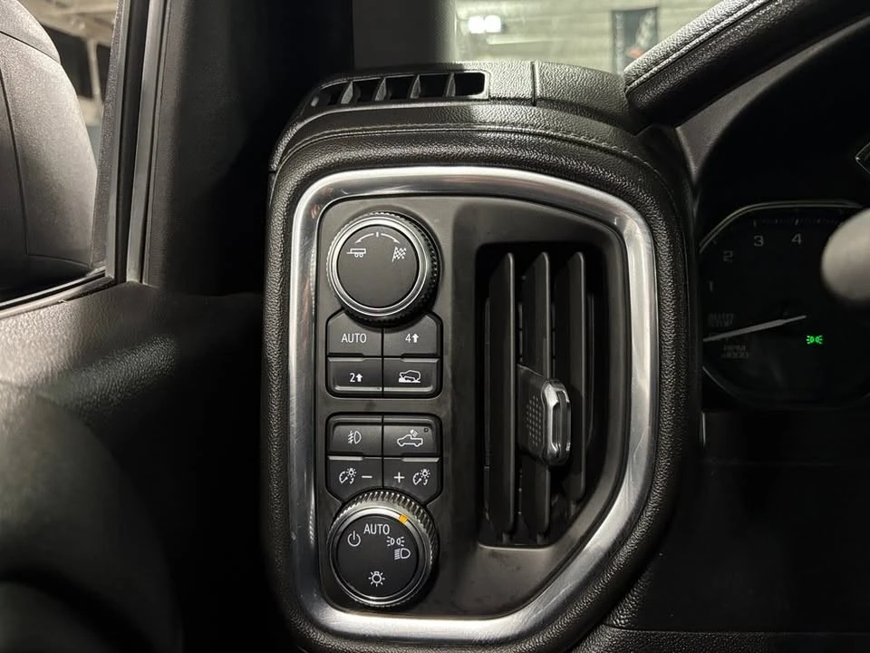 2019 GMC Sierra - Image 16 of 19
